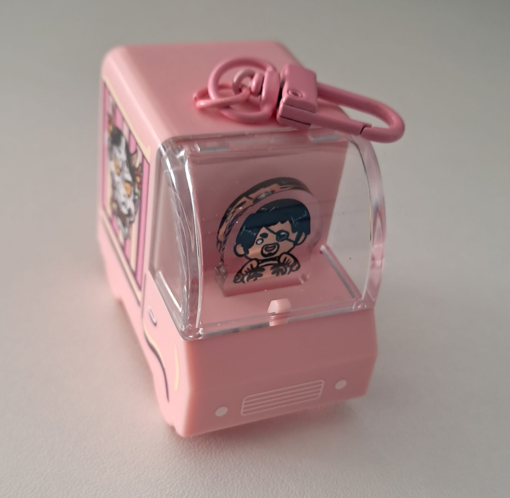 Majima Pink Truck - Toy Keychain